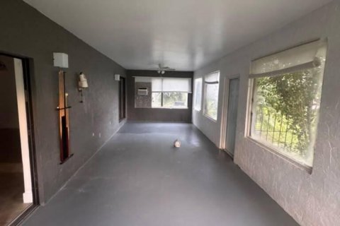 Villa ou maison à louer à Port St. Lucie, Floride: 3 chambres, 159.42 m2 № 2439281 - photo 10
