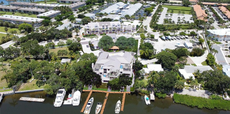 Land in Jupiter, Florida № 2152807
