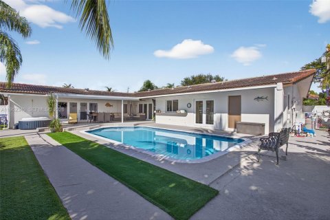 Купить виллу или дом в Форт-Лодердейл, Флорида 3 спальни, 224.73м2, № 2008904 - фото 4