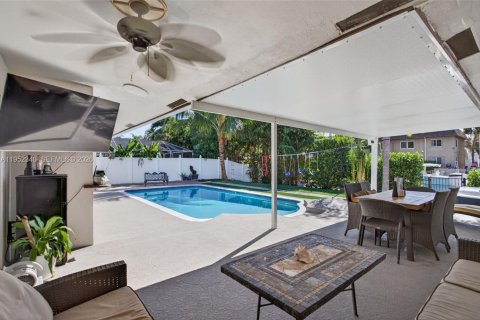 Купить виллу или дом в Форт-Лодердейл, Флорида 3 спальни, 224.73м2, № 2008904 - фото 5