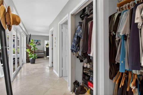 Купить виллу или дом в Форт-Лодердейл, Флорида 3 спальни, 224.73м2, № 2008904 - фото 18