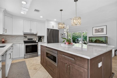 Купить виллу или дом в Форт-Лодердейл, Флорида 3 спальни, 224.73м2, № 2008904 - фото 28