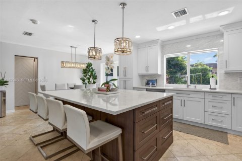 Купить виллу или дом в Форт-Лодердейл, Флорида 3 спальни, 224.73м2, № 2008904 - фото 25
