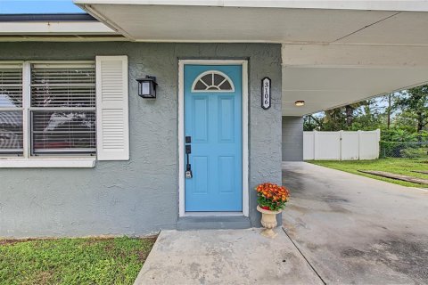 House in Lutz, Florida 3 bedrooms, 109.25 sq.m. № 2381072 - photo 4