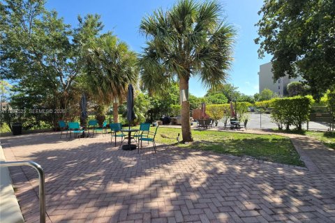 Купить кондоминиум в Майами, Флорида 2 спальни, 128.21м2, № 2048716 - фото 3