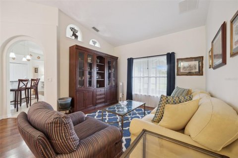 Villa ou maison à vendre à Mount Dora, Floride: 4 chambres, 199.46 m2 № 2218810 - photo 17
