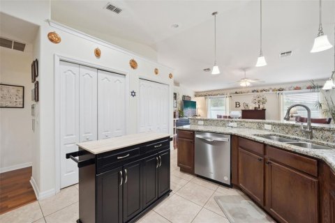 Villa ou maison à vendre à Mount Dora, Floride: 4 chambres, 199.46 m2 № 2218810 - photo 25