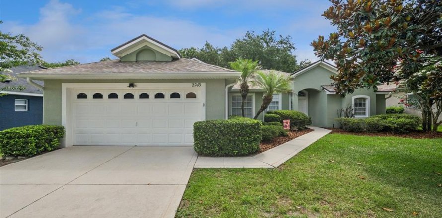 Villa ou maison à Mount Dora, Floride 4 chambres, 199.46 m2 № 2218810