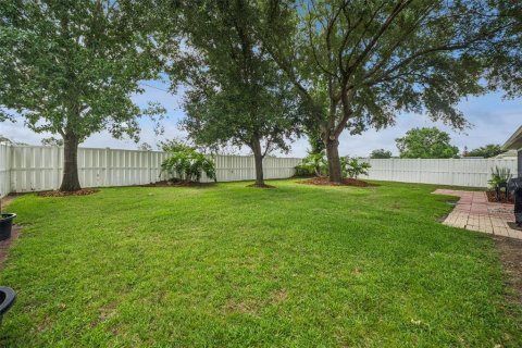 Villa ou maison à vendre à Mount Dora, Floride: 4 chambres, 199.46 m2 № 2218810 - photo 5