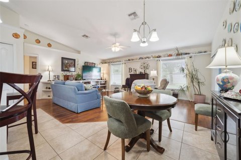 Villa ou maison à vendre à Mount Dora, Floride: 4 chambres, 199.46 m2 № 2218810 - photo 21