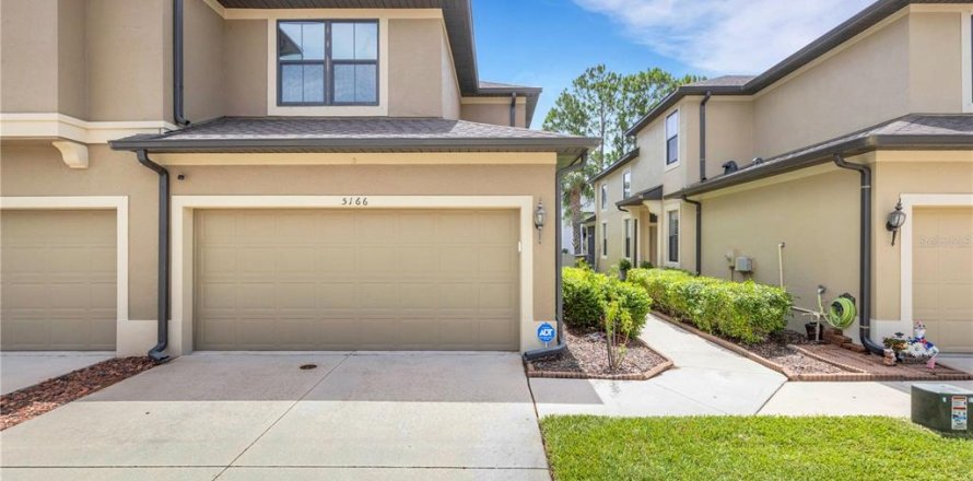 Adosado en Clearwater, Florida 3 dormitorios, 189.8 m2 № 2291440