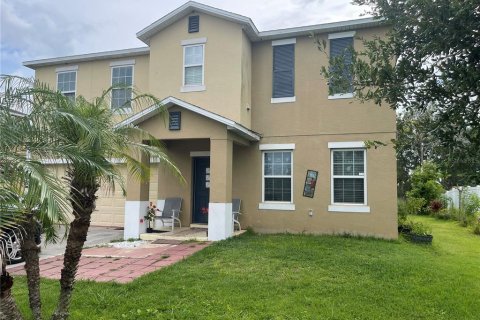 House in Kissimmee, Florida 4 bedrooms, 260.96 sq.m. № 2405500