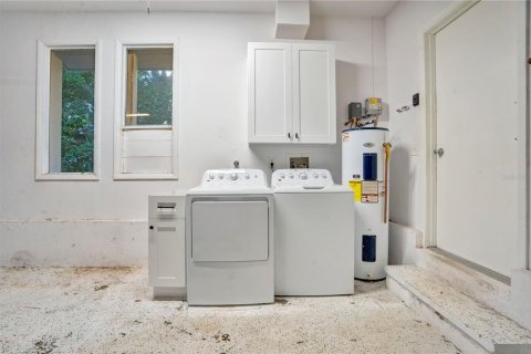 House in Ormond Beach, Florida 2 bedrooms, 118.45 sq.m. № 2135221 - photo 15
