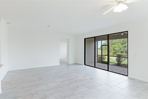 Casa en alquiler en Bradenton, Florida, 3 dormitorios, 206.15 m2 № 2094078 - foto 10