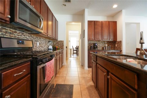 House in Winter Garden, Florida 4 bedrooms, 250.37 sq.m. № 2123330 - photo 10