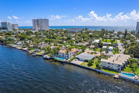 Propiedad comercial en venta en Pompano Beach, Florida № 2012411 - foto 23