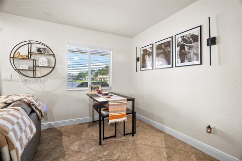 Купить таунхаус в Тамарак, Флорида 1 комната, 144.46м2, № 2005656 - фото 9