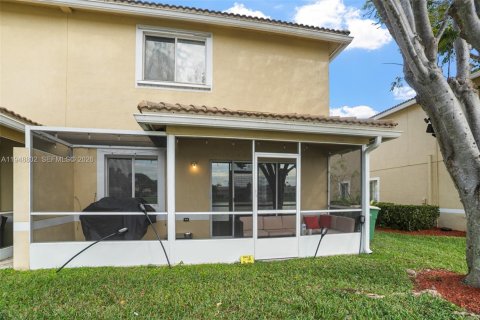 Купить таунхаус в Тамарак, Флорида 1 комната, 144.46м2, № 2005656 - фото 20