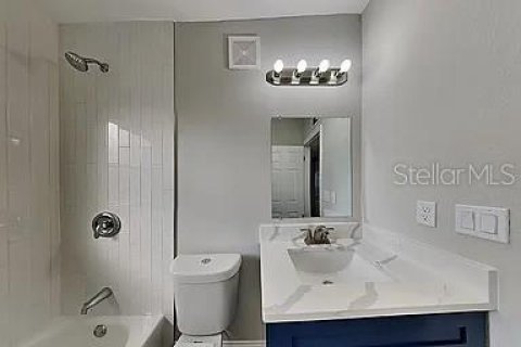 Casa en venta en Orlando, Florida, 4 dormitorios, 132.2 m2 № 1847418 - foto 12