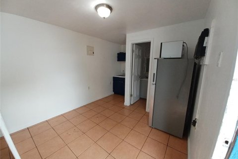 Casa en venta en Orlando, Florida, 4 dormitorios, 132.2 m2 № 1847418 - foto 17