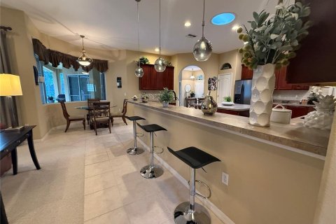 Villa ou maison à louer à Wesley Chapel, Floride: 4 chambres, 238.11 m2 № 2405474 - photo 11
