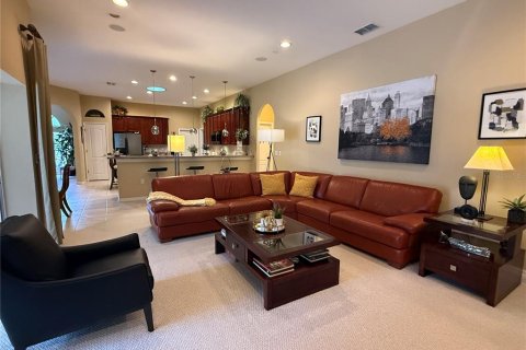 Villa ou maison à louer à Wesley Chapel, Floride: 4 chambres, 238.11 m2 № 2405474 - photo 6