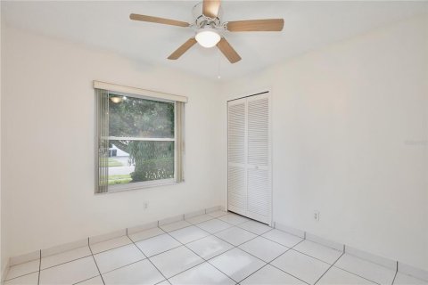 House in Orlando, Florida 3 bedrooms, 115.57 sq.m. № 1784717 - photo 17