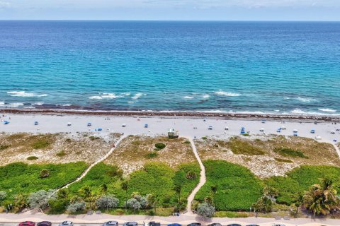 Copropriété à vendre à Delray Beach, Floride: 2 chambres, 95.5 m2 № 2261798 - photo 2