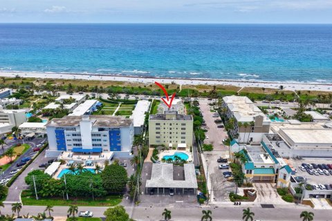 Condo à Delray Beach, Floride, 2 chambres  № 2261798