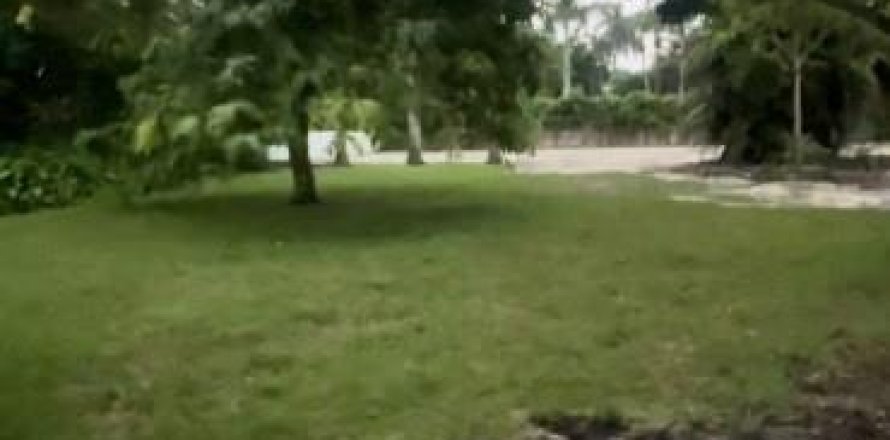 Terreno en Miami, Florida № 1227798