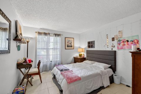 Condo in Boynton Beach, Florida, 2 bedrooms  № 2185060 - photo 24