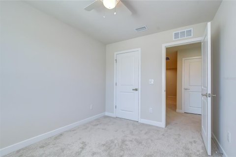 Townhouse in Lutz, Florida 3 bedrooms, 155.52 sq.m. № 2237075 - photo 27