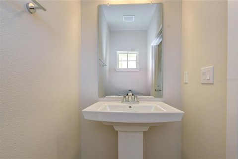 Townhouse in Lutz, Florida 3 bedrooms, 155.52 sq.m. № 2237075 - photo 17
