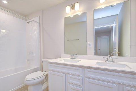 Townhouse in Lutz, Florida 3 bedrooms, 155.52 sq.m. № 2237075 - photo 25