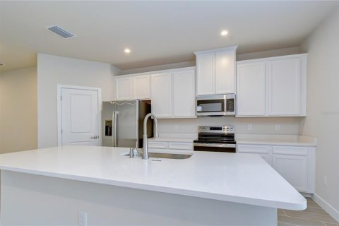 Townhouse in Lutz, Florida 3 bedrooms, 155.52 sq.m. № 2237075 - photo 16