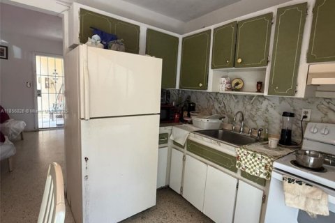 Immobilier commercial à vendre à Miami, Floride № 1960290 - photo 19