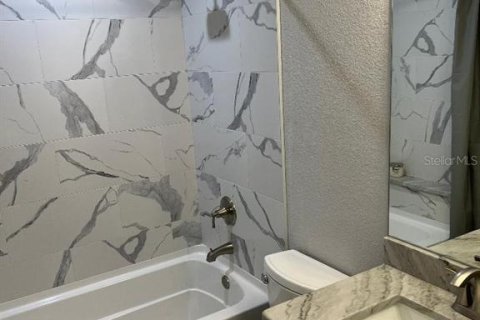 Villa ou maison à vendre à Englewood, Floride: 3 chambres, 161.56 m2 № 2410606 - photo 5