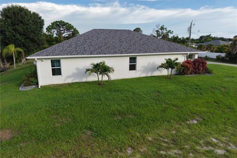 Villa ou maison à vendre à Englewood, Floride: 3 chambres, 161.56 m2 № 2410606 - photo 9