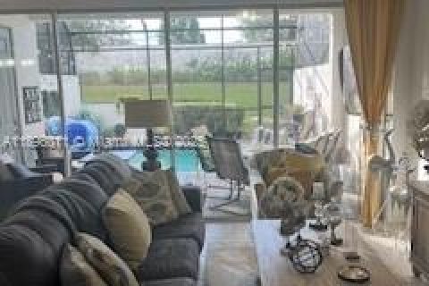 Adosado en venta en Davenport, Florida, 3 dormitorios № 1951291 - foto 5