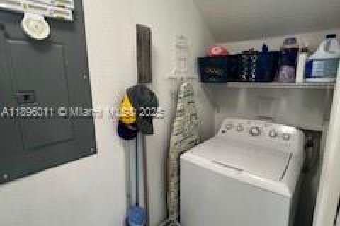 Adosado en venta en Davenport, Florida, 3 dormitorios № 1951291 - foto 15