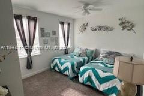 Adosado en venta en Davenport, Florida, 3 dormitorios № 1951291 - foto 27