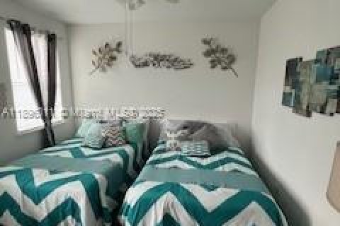 Adosado en venta en Davenport, Florida, 3 dormitorios № 1951291 - foto 28