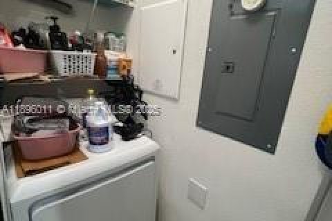 Adosado en venta en Davenport, Florida, 3 dormitorios № 1951291 - foto 16