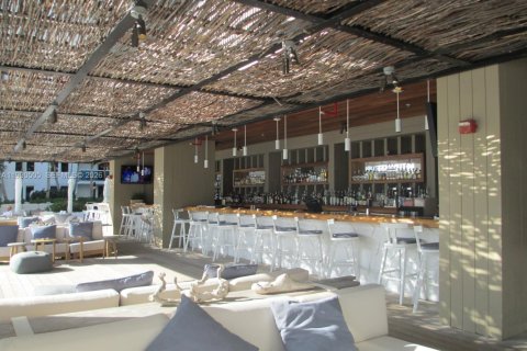 Condo in Miami Beach, Florida, 1 bedroom  № 2053080 - photo 25