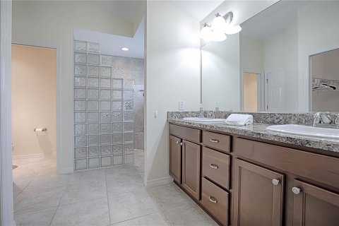 Casa en alquiler en The Villages, Florida, 2 dormitorios, 167.97 m2 № 1833333 - foto 17