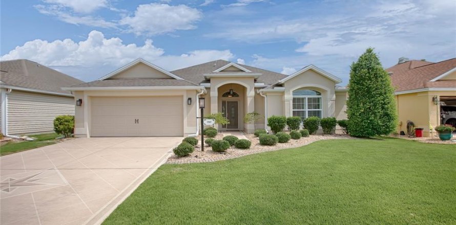 Casa en The Villages, Florida 2 dormitorios, 167.97 m2 № 1833333