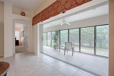 Casa en alquiler en The Villages, Florida, 2 dormitorios, 167.97 m2 № 1833333 - foto 11