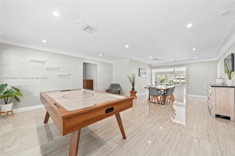 Купить виллу или дом в Форт-Лодердейл, Флорида 4 спальни, 204.76м2, № 1958040 - фото 17