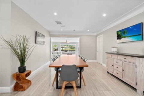 Купить виллу или дом в Форт-Лодердейл, Флорида 4 спальни, 204.76м2, № 1958040 - фото 20