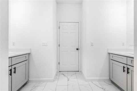 Casa en venta en Haines City, Florida, 4 dormitorios, 139.45 m2 № 1882718 - foto 22